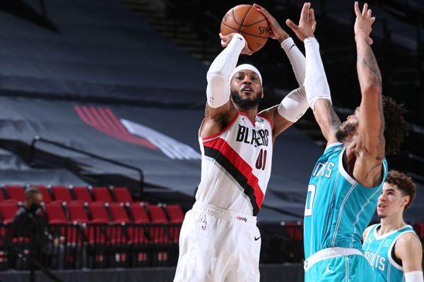 99贵宾会集团-温水煮蛙走到死胡同 开拓者主帅进入离队倒计时？